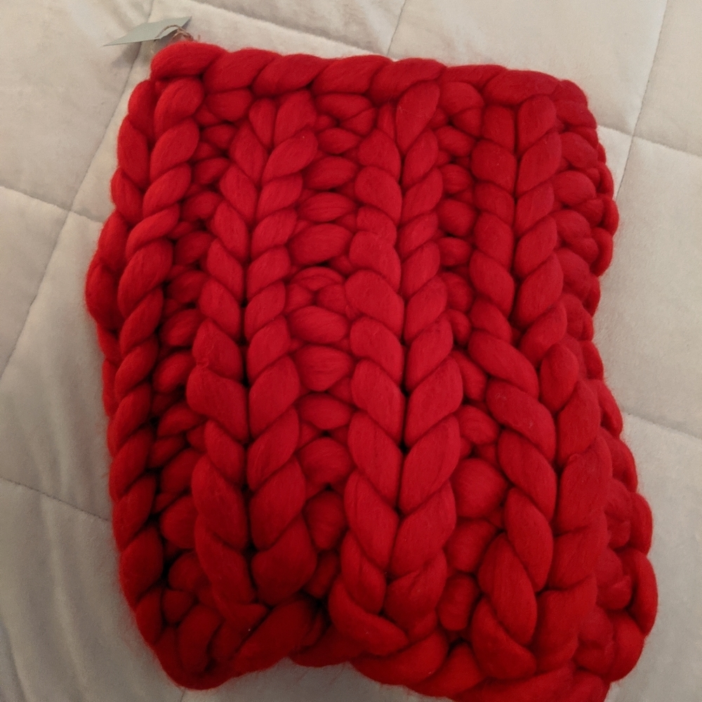 Chunky Red Merino Wool Infinity Scarf with tags